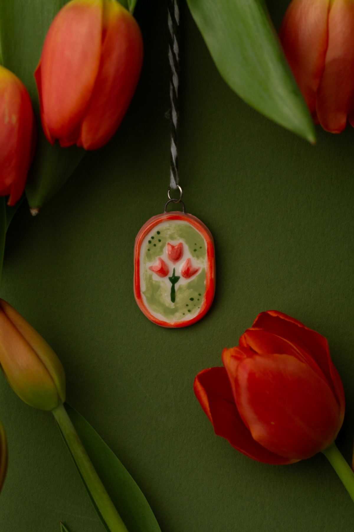 Tulip necklace